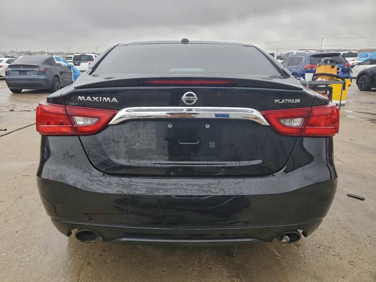 2016 NISSAN Maxima