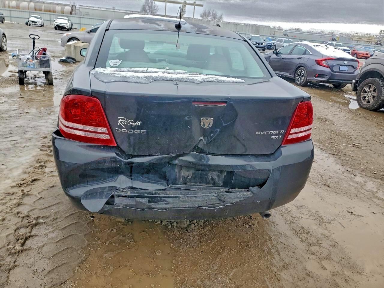 2010 DODGE Avenger