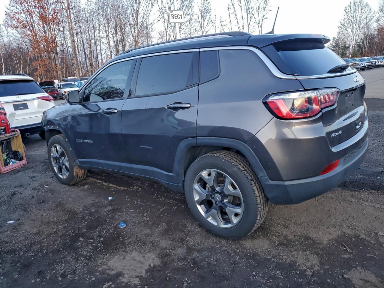 2020 JEEP Compass