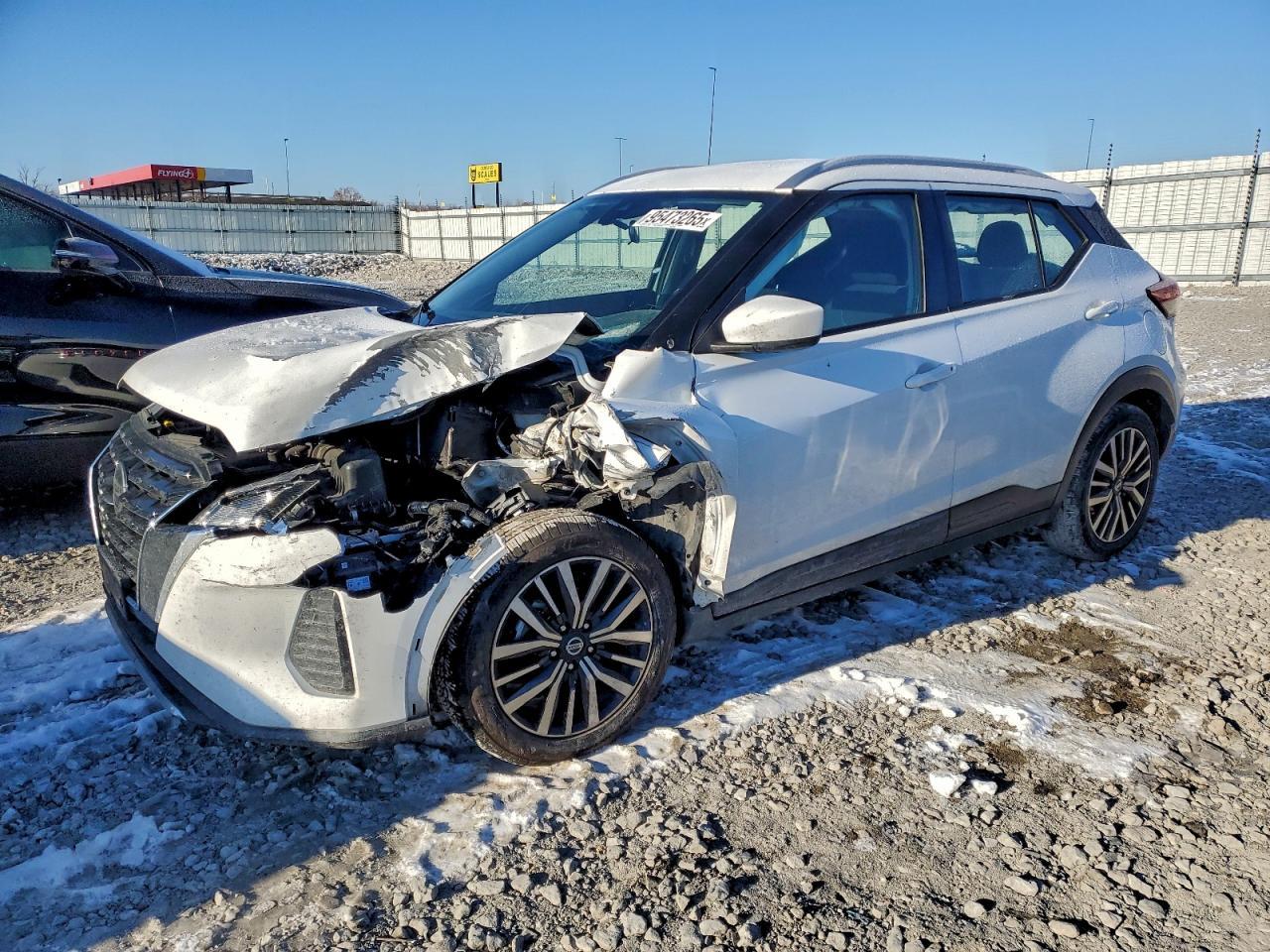 2021 NISSAN KICKS