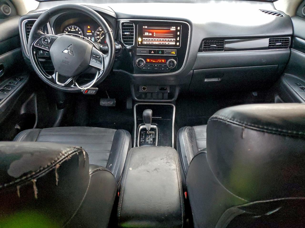 2019 MITSUBISHI outlander
