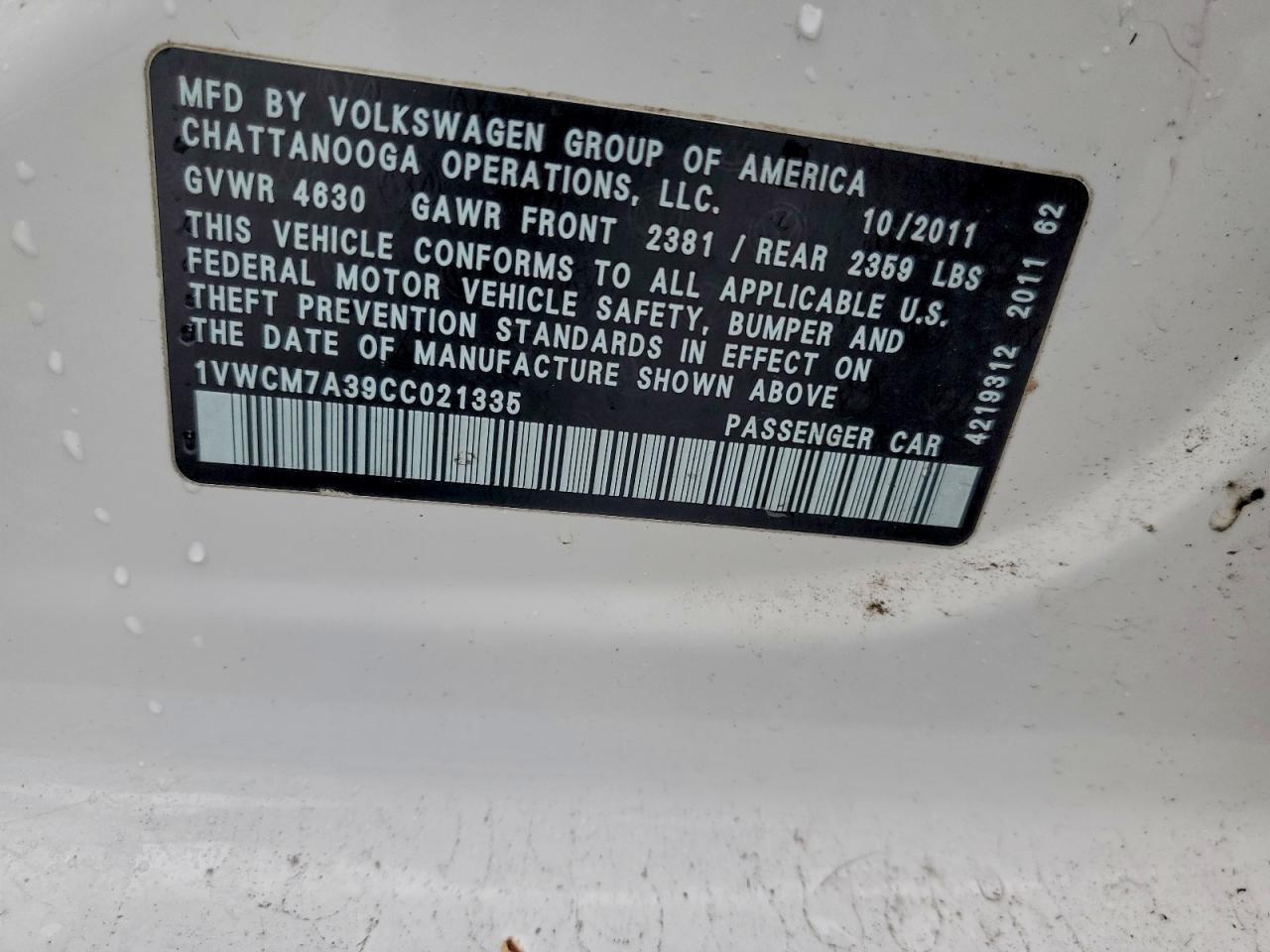 2012 VOLKSWAGEN Passat