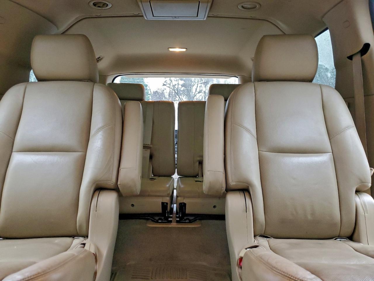 2012 CADILLAC Escalade ESV