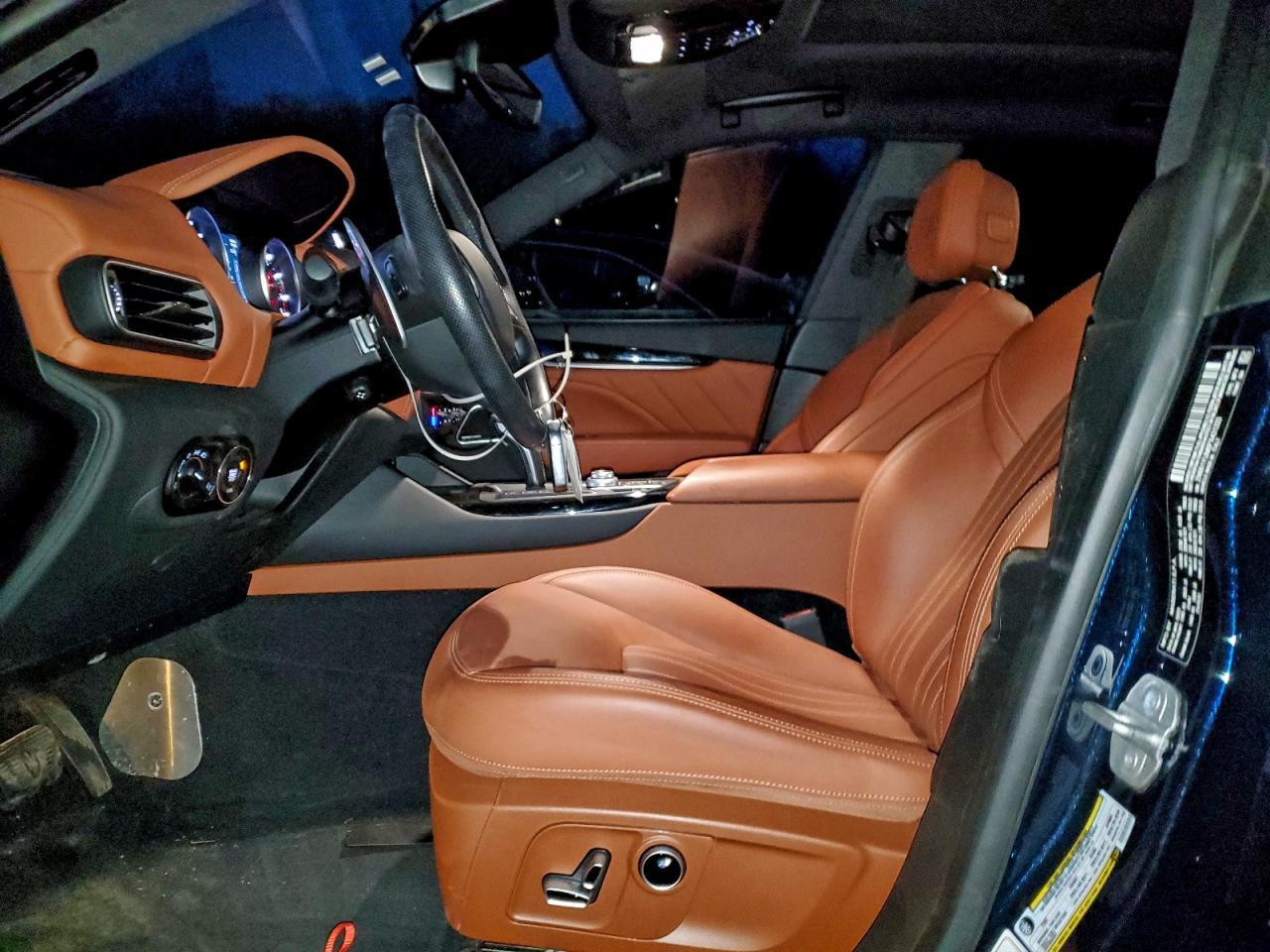 2023 MASERATI Levante