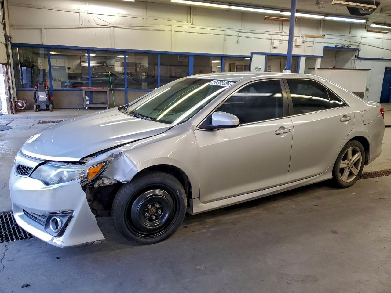 2013 TOYOTA CAMRY