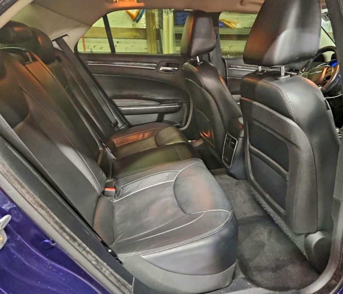 2015 CHRYSLER 300