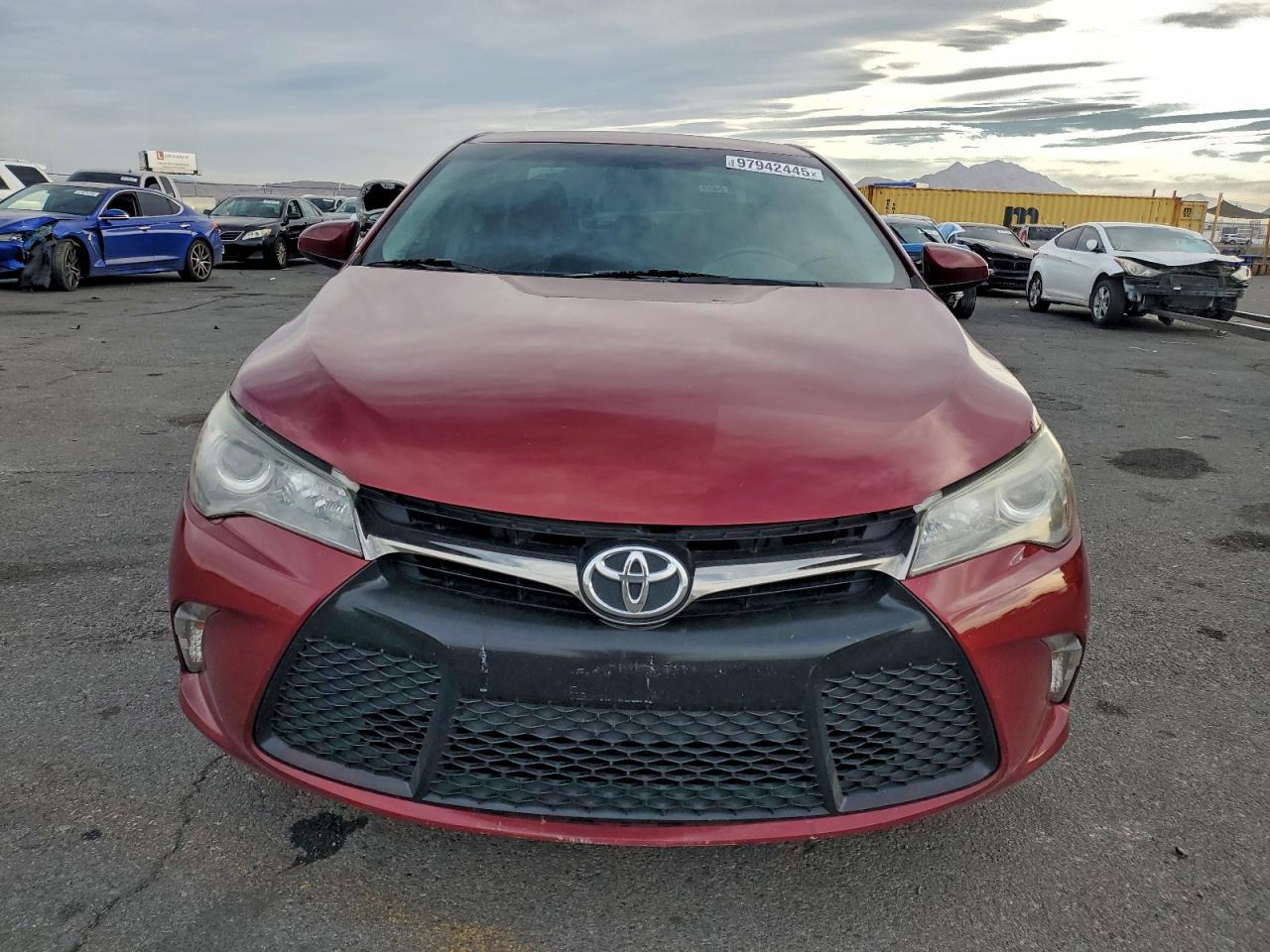 2016 TOYOTA CAMRY