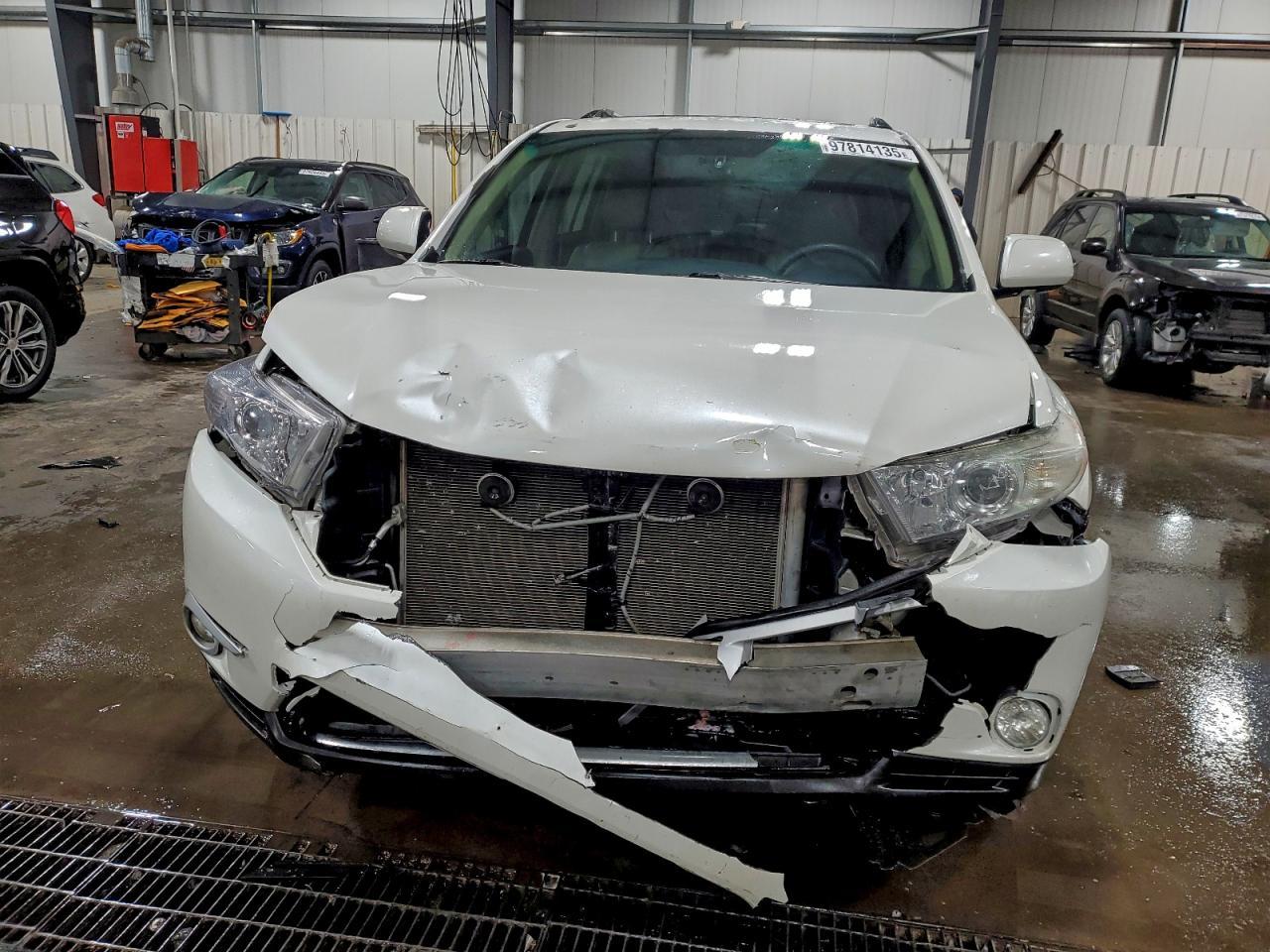 2012 TOYOTA HIGHLANDER