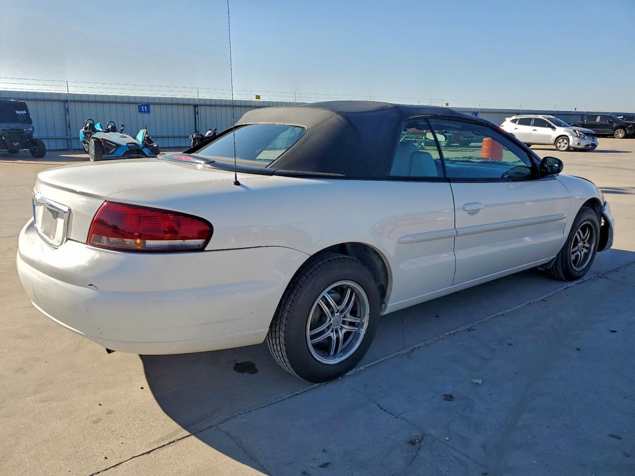 2005 CHRYSLER Sebring