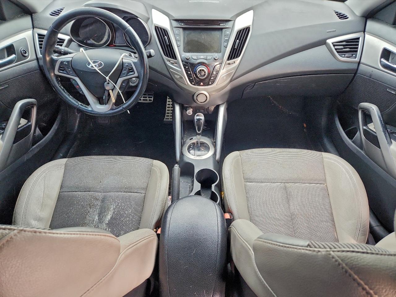2013 HYUNDAI VELOSTER