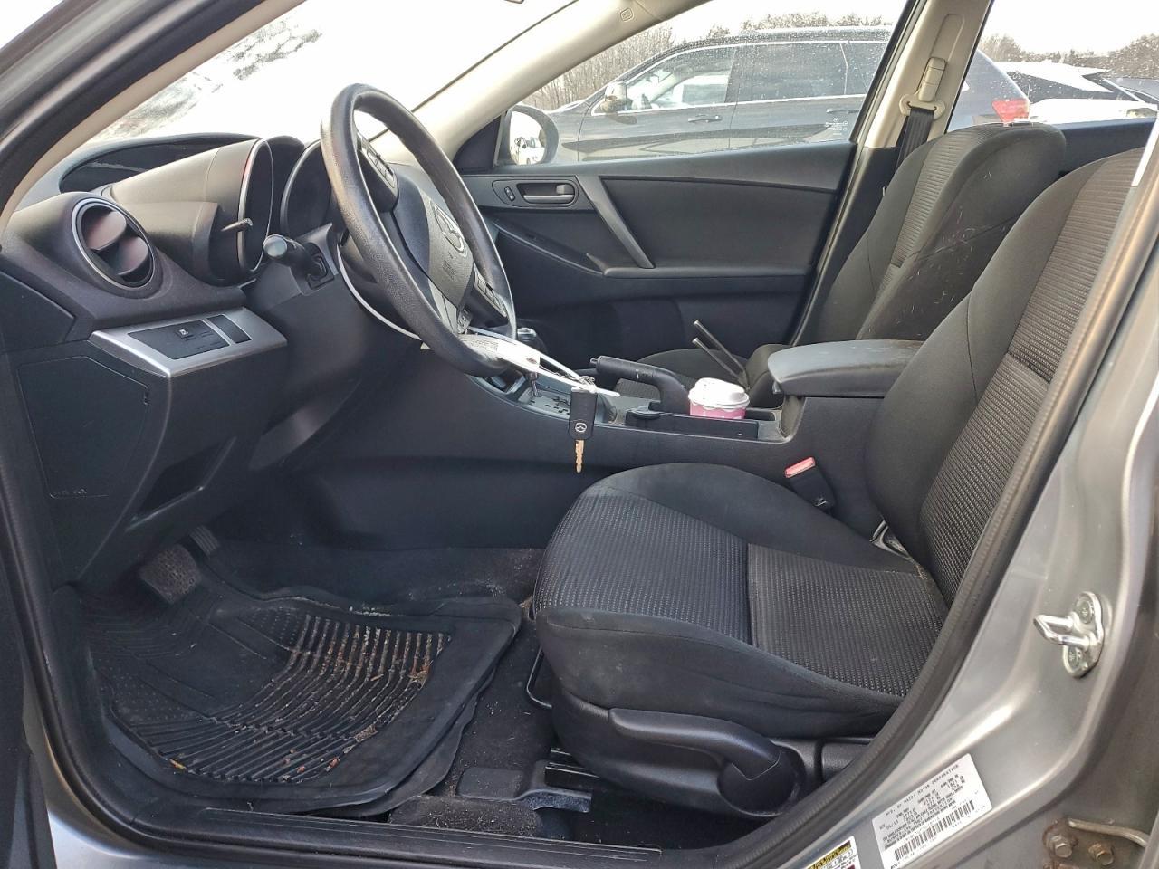 2013 MAZDA 3
