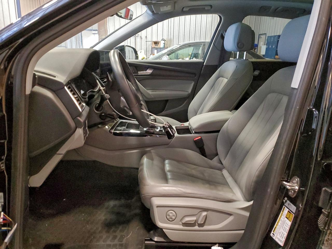 2022 AUDI Q5