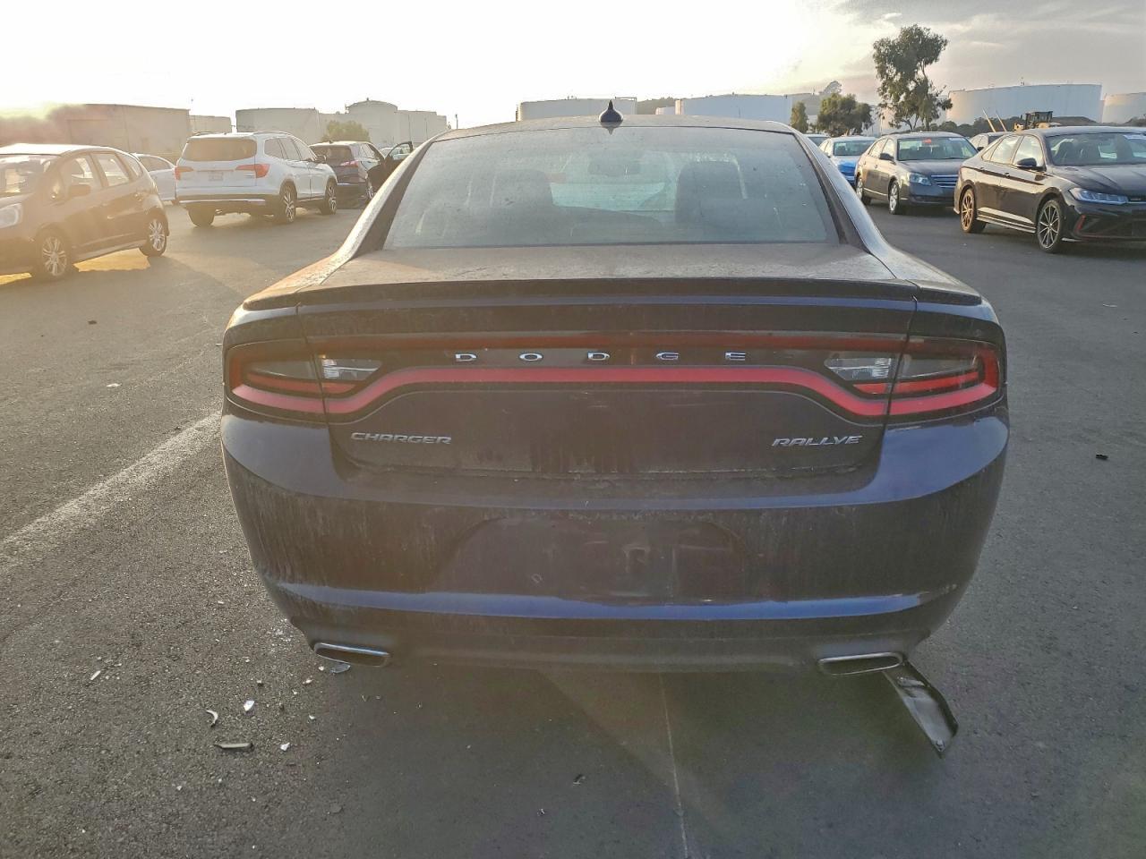 2015 DODGE CHARGER