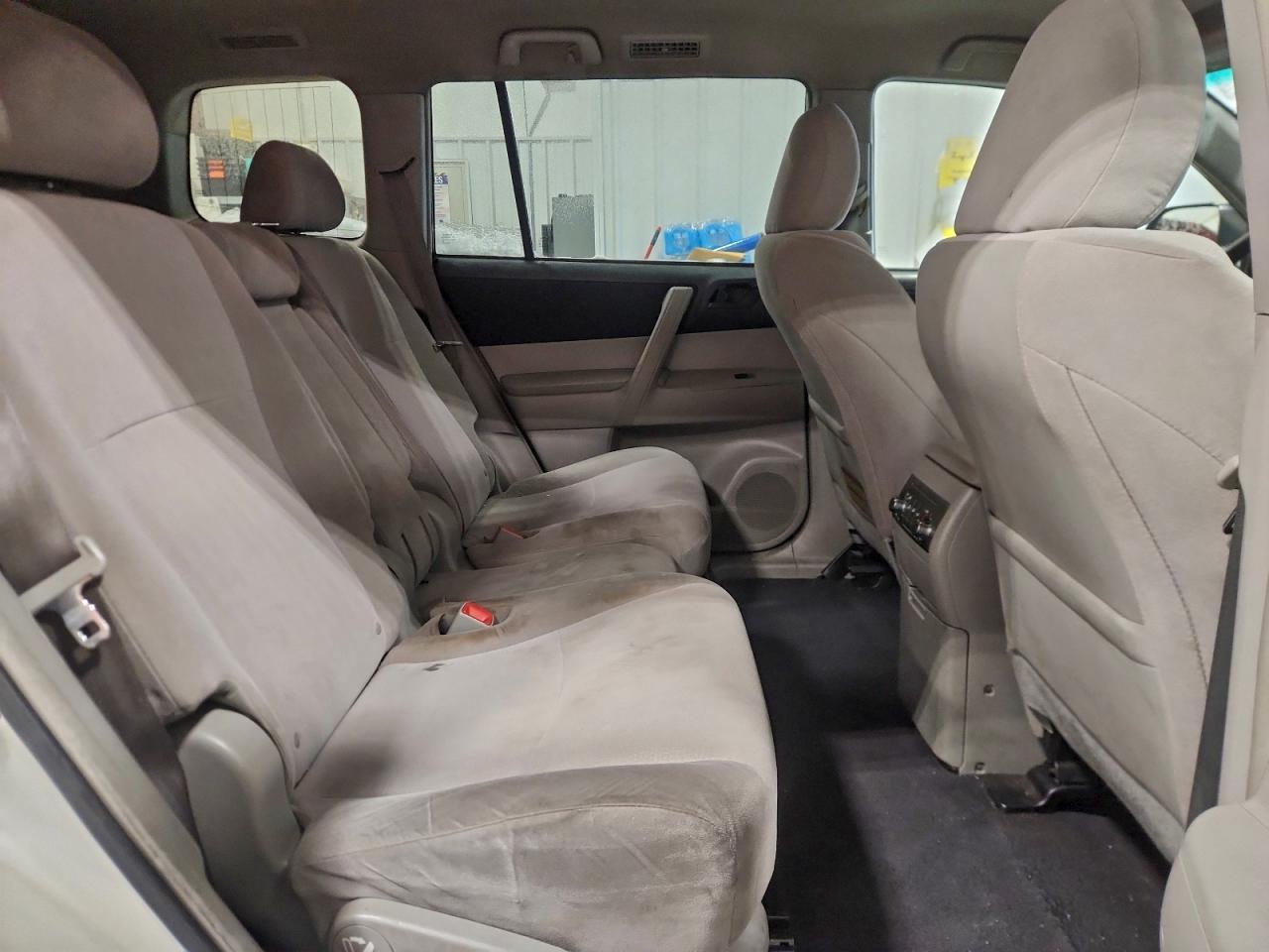 2013 TOYOTA HIGHLANDER