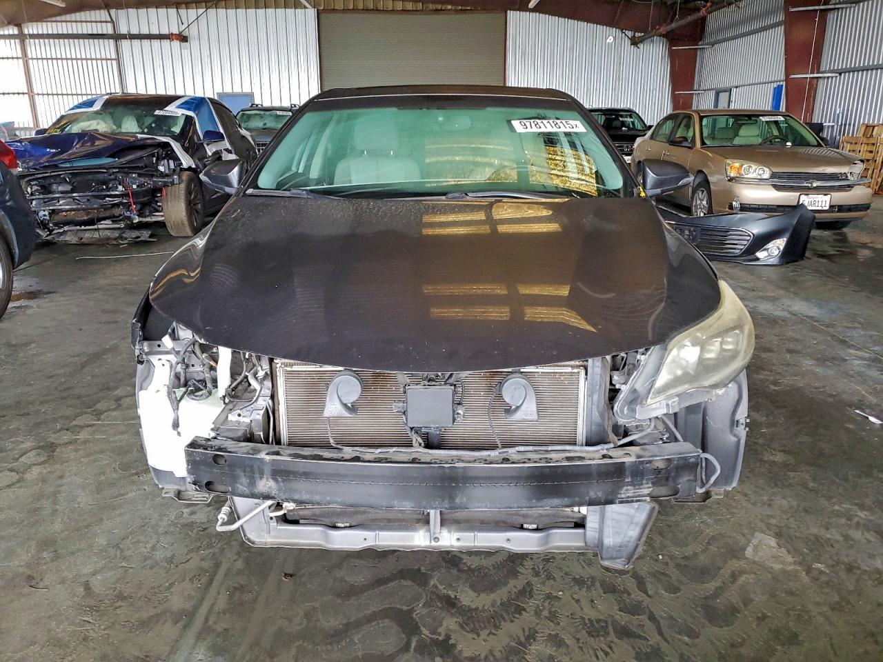 2013 TOYOTA Avalon