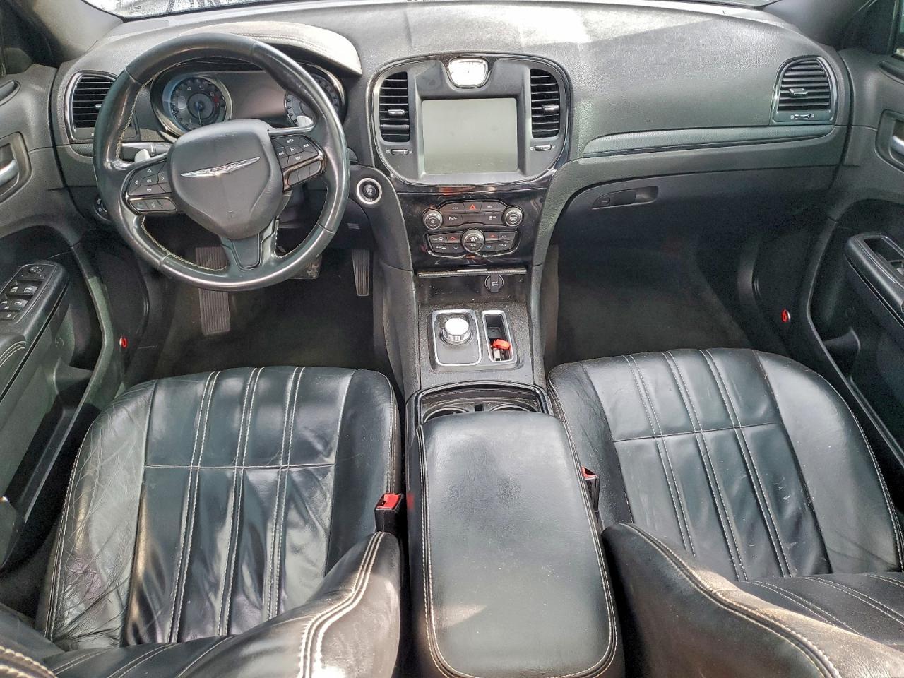 2016 CHRYSLER 300