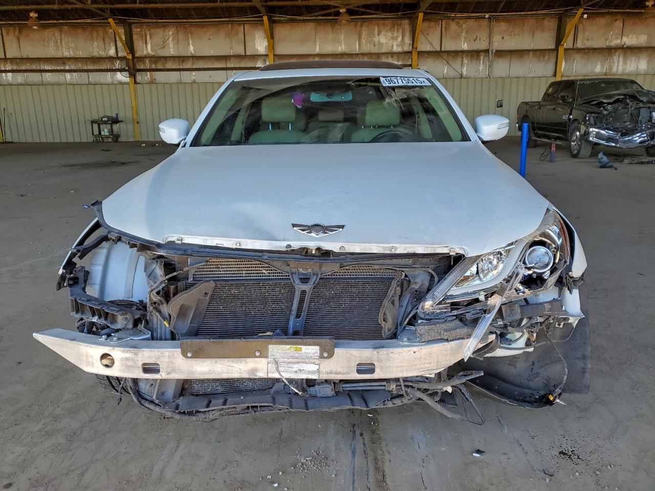 2013 HYUNDAI GENESIS