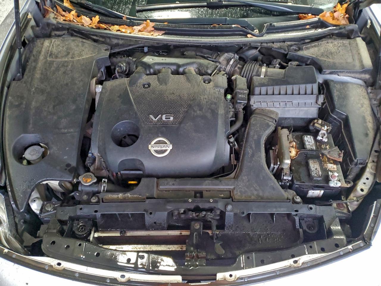 2011 NISSAN Maxima