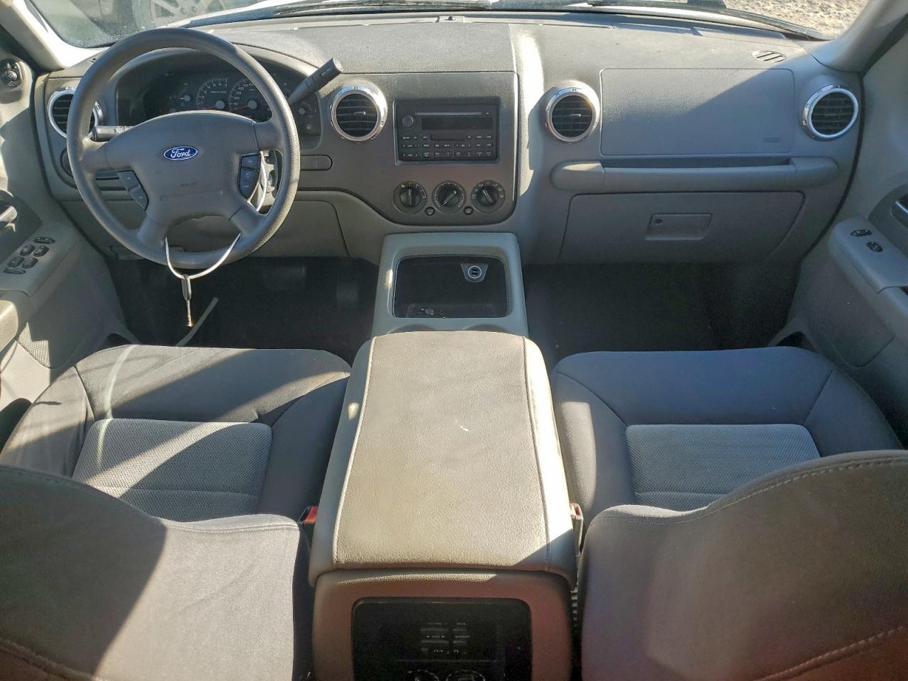 2004 FORD Expedition
