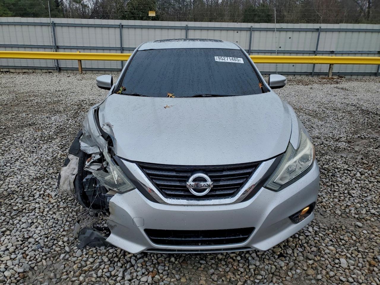 2017 NISSAN ALTIMA