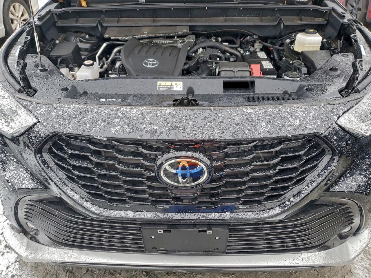 2024 TOYOTA HIGHLANDER