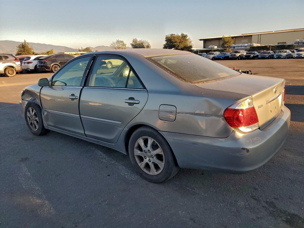2005 TOYOTA CAMRY