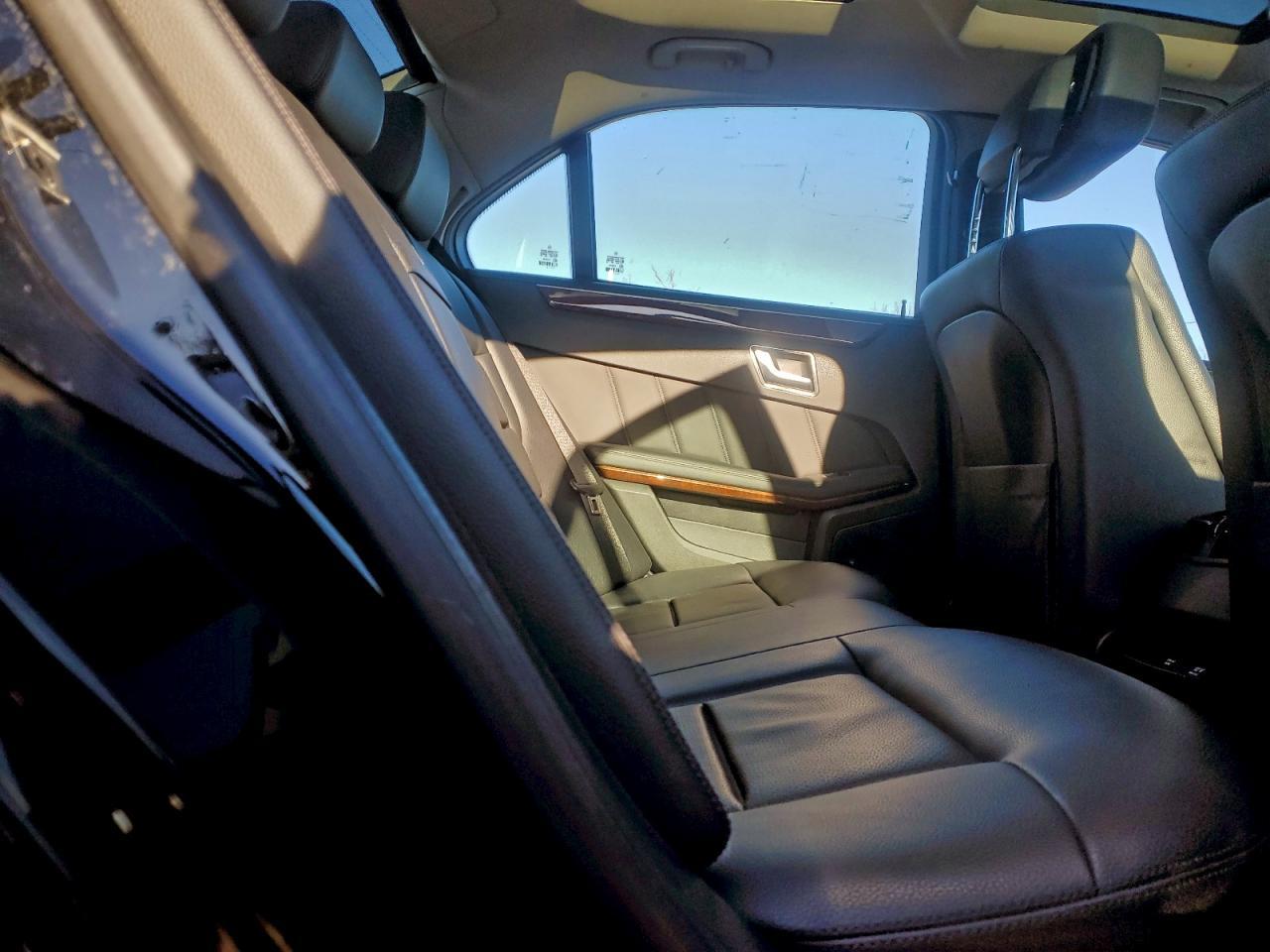 2012 MERCEDES-BENZ E-Class