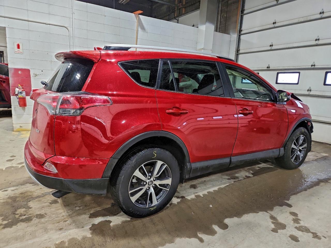 2016 TOYOTA RAV4