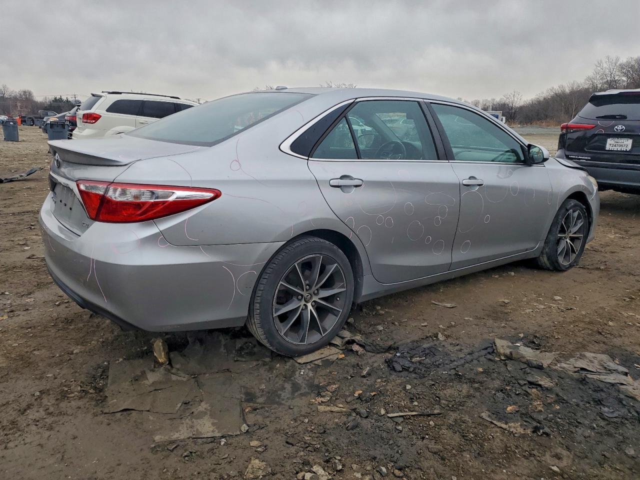 2015 TOYOTA CAMRY