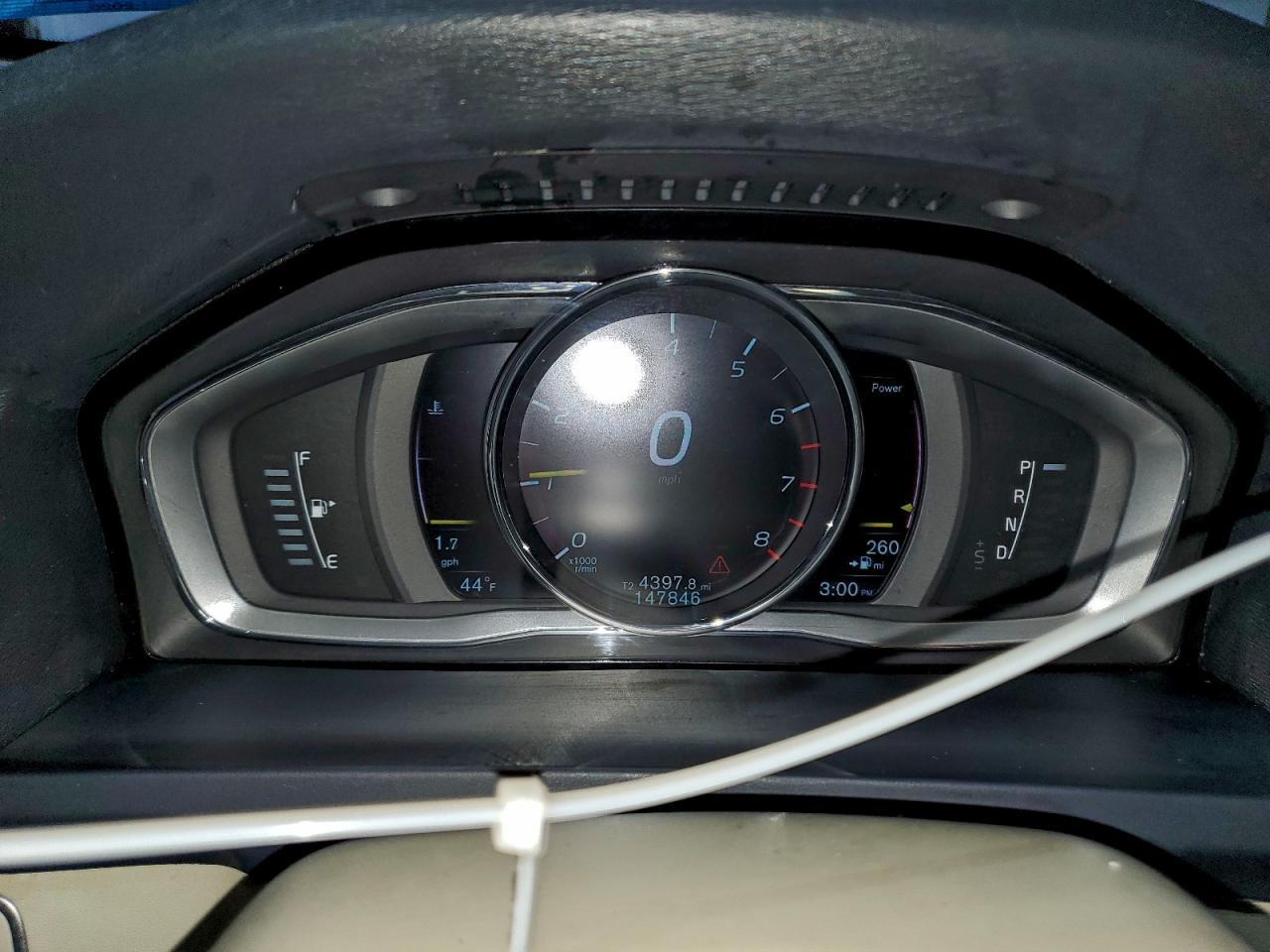 2016 VOLVO S60