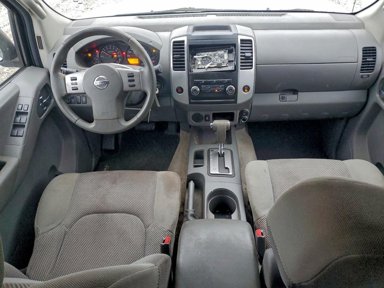 2012 NISSAN Frontier