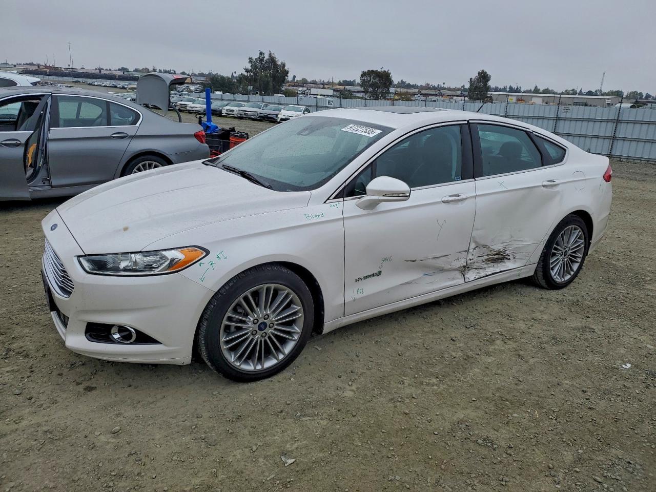 2013 FORD FUSION
