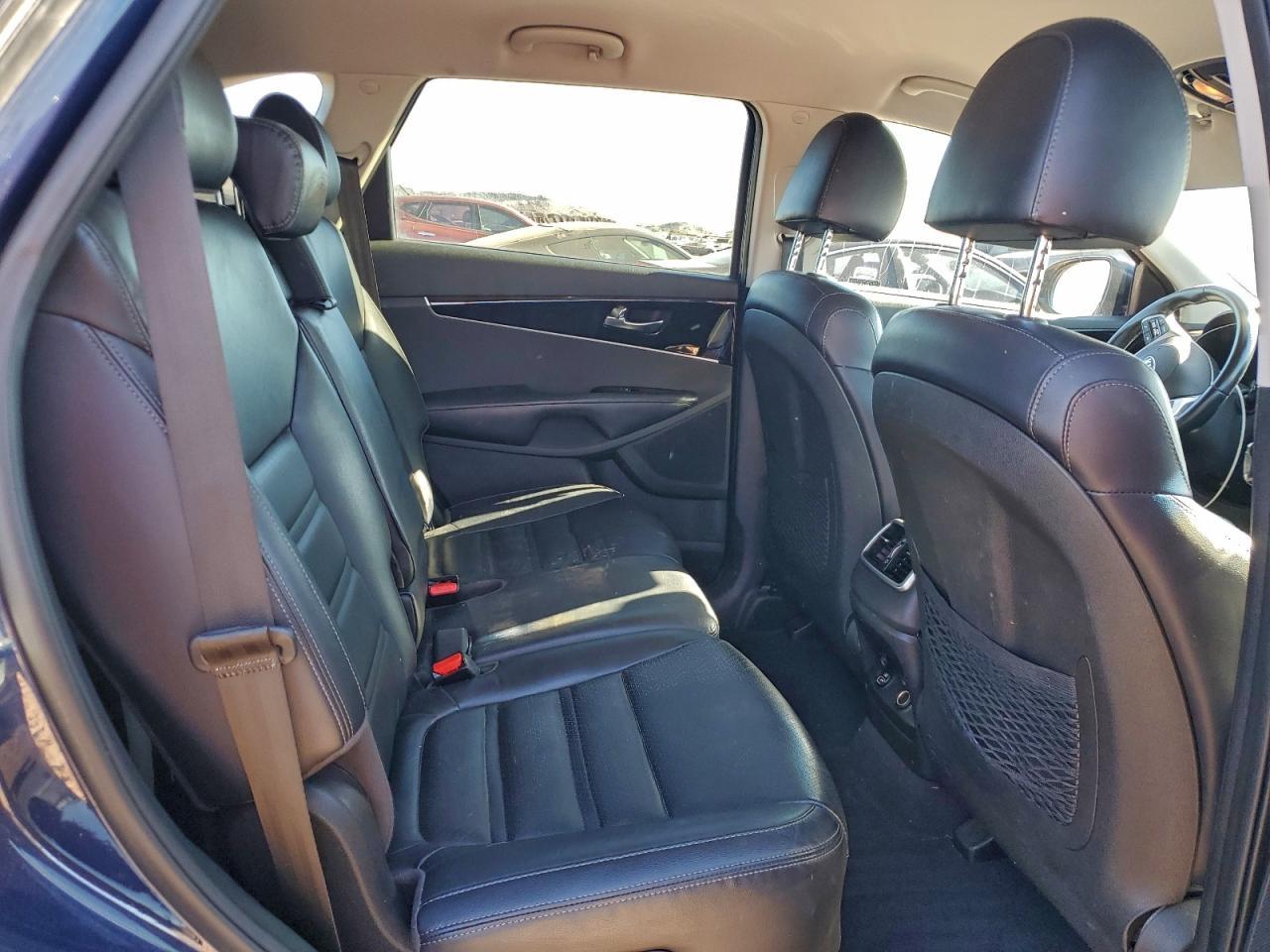 2019 KIA SORENTO