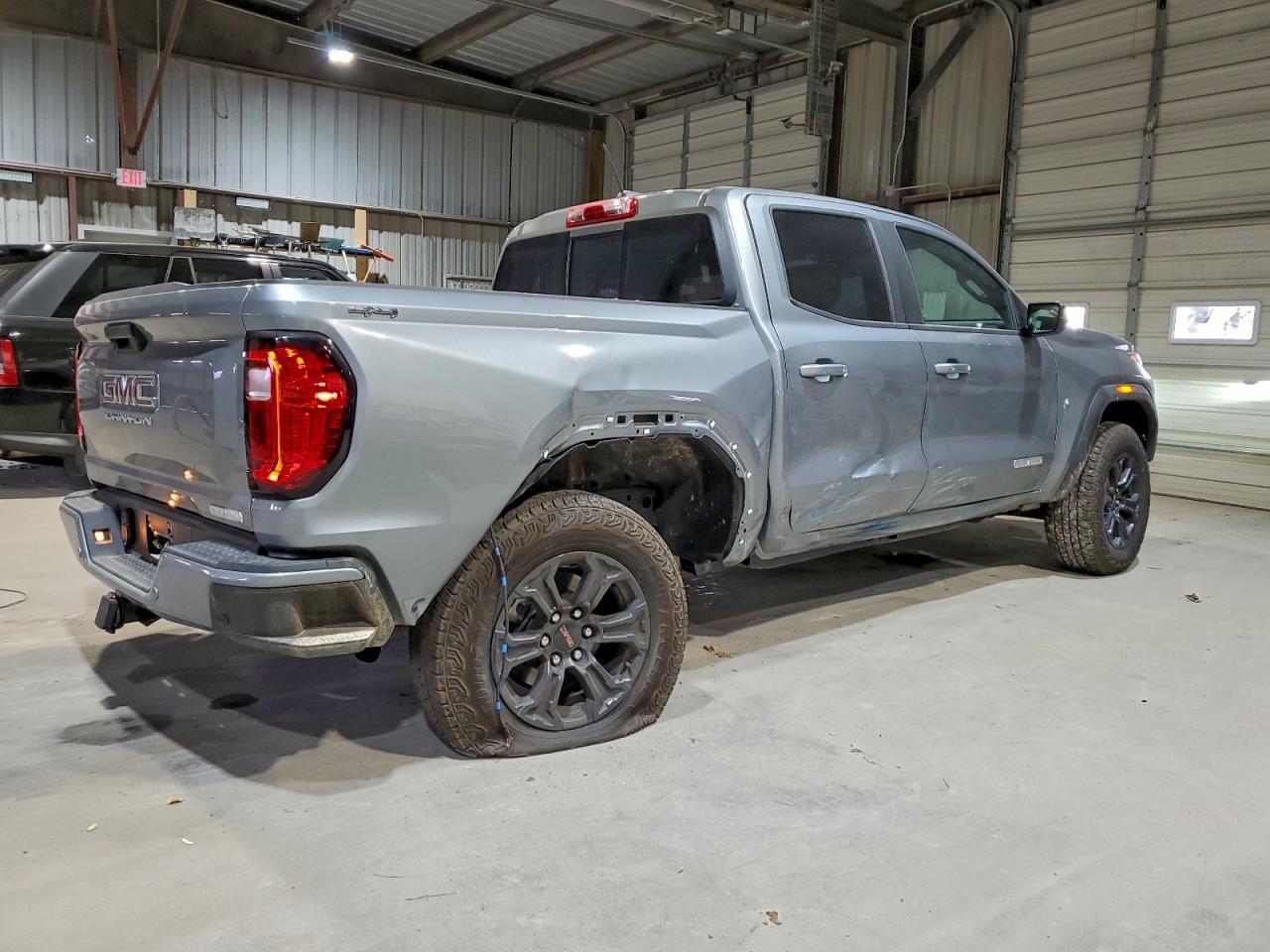 2025 GMC CANYON