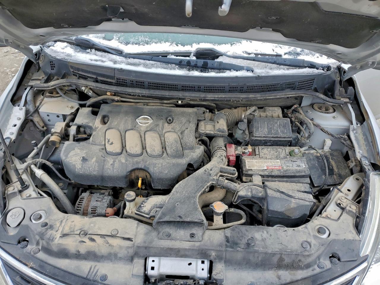 2011 NISSAN VERSA