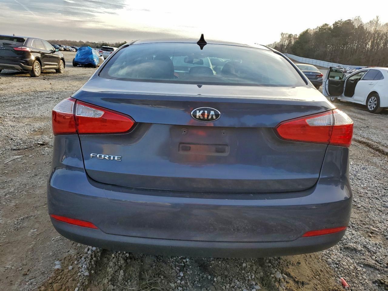 2015 KIA FORTE