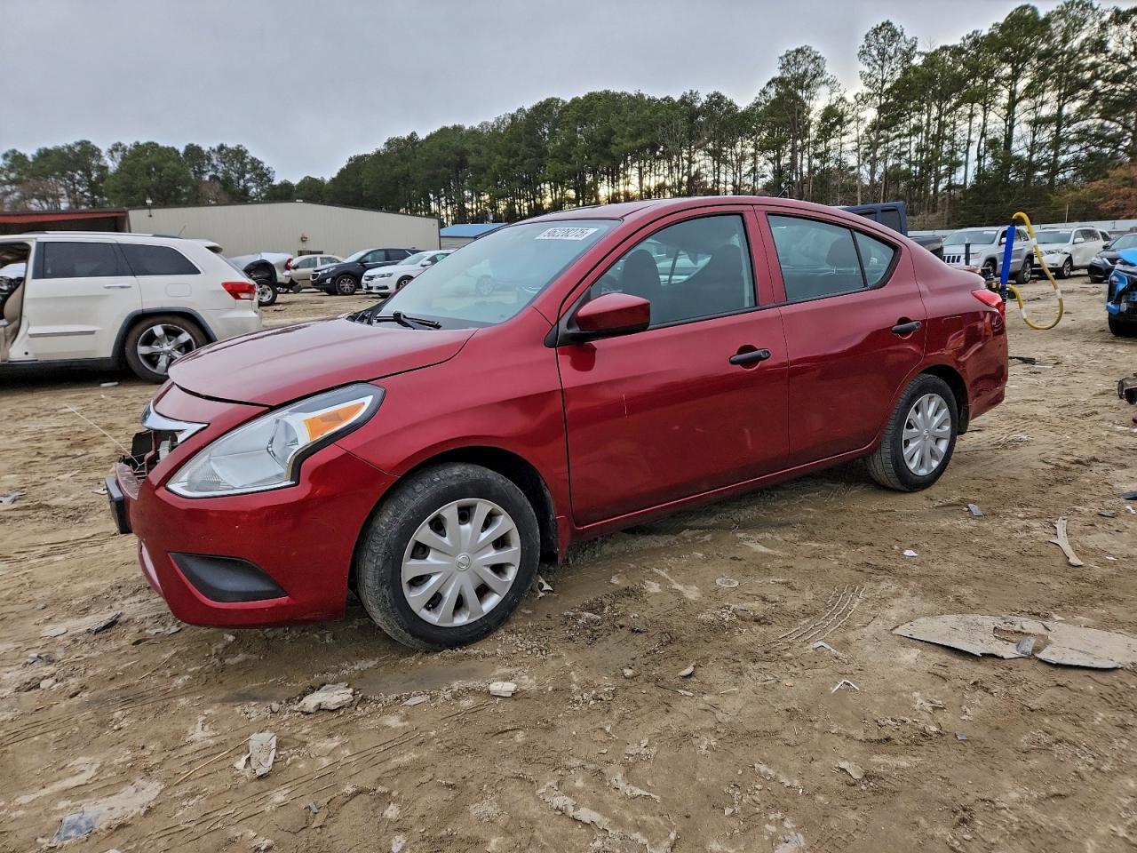 2016 NISSAN VERSA