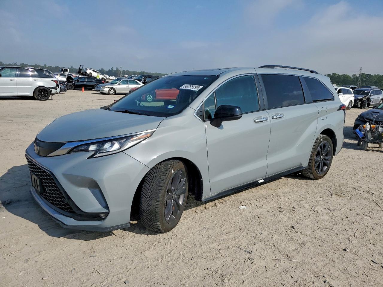 2023 TOYOTA SIENNA