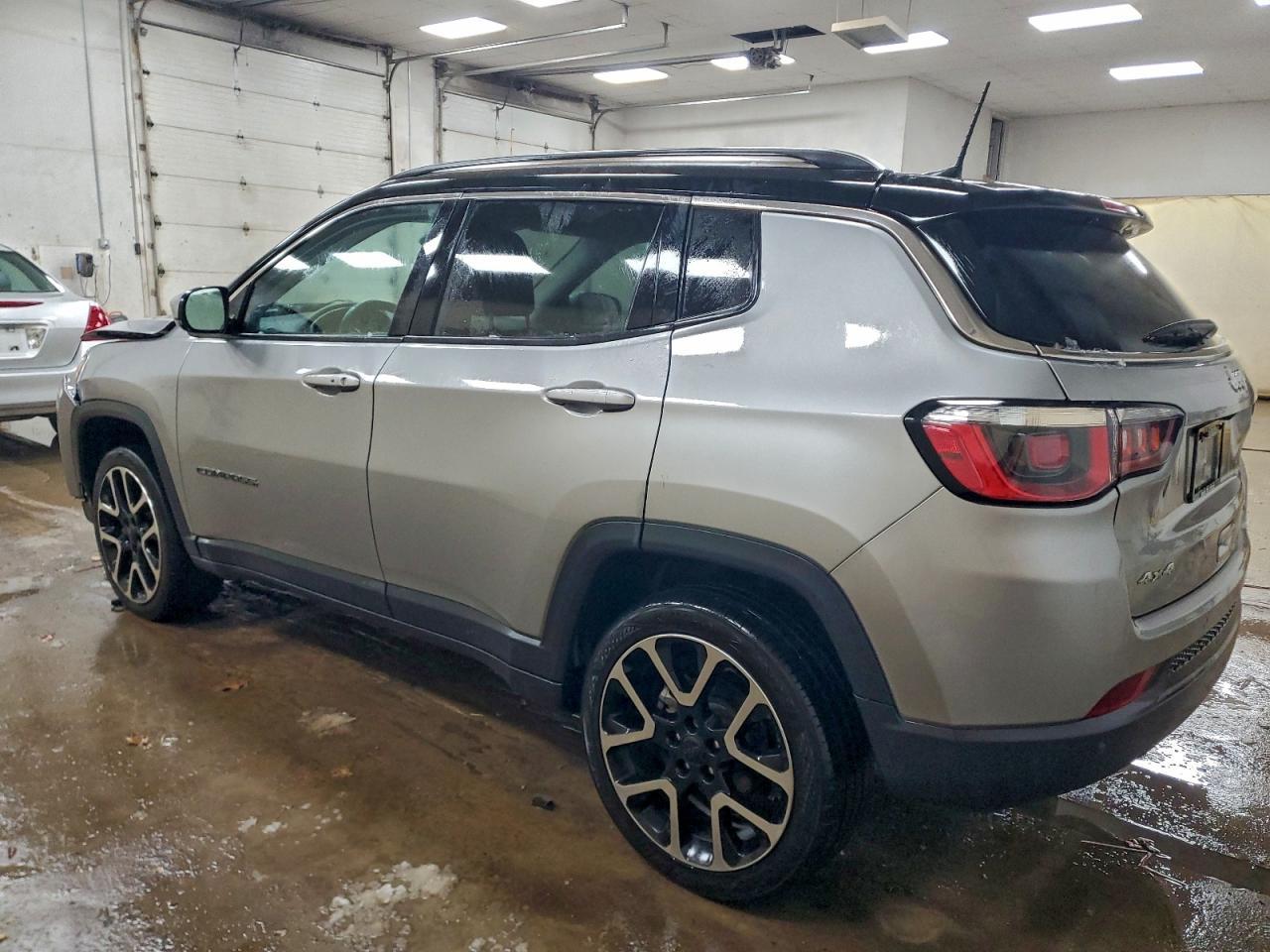 2020 JEEP Compass