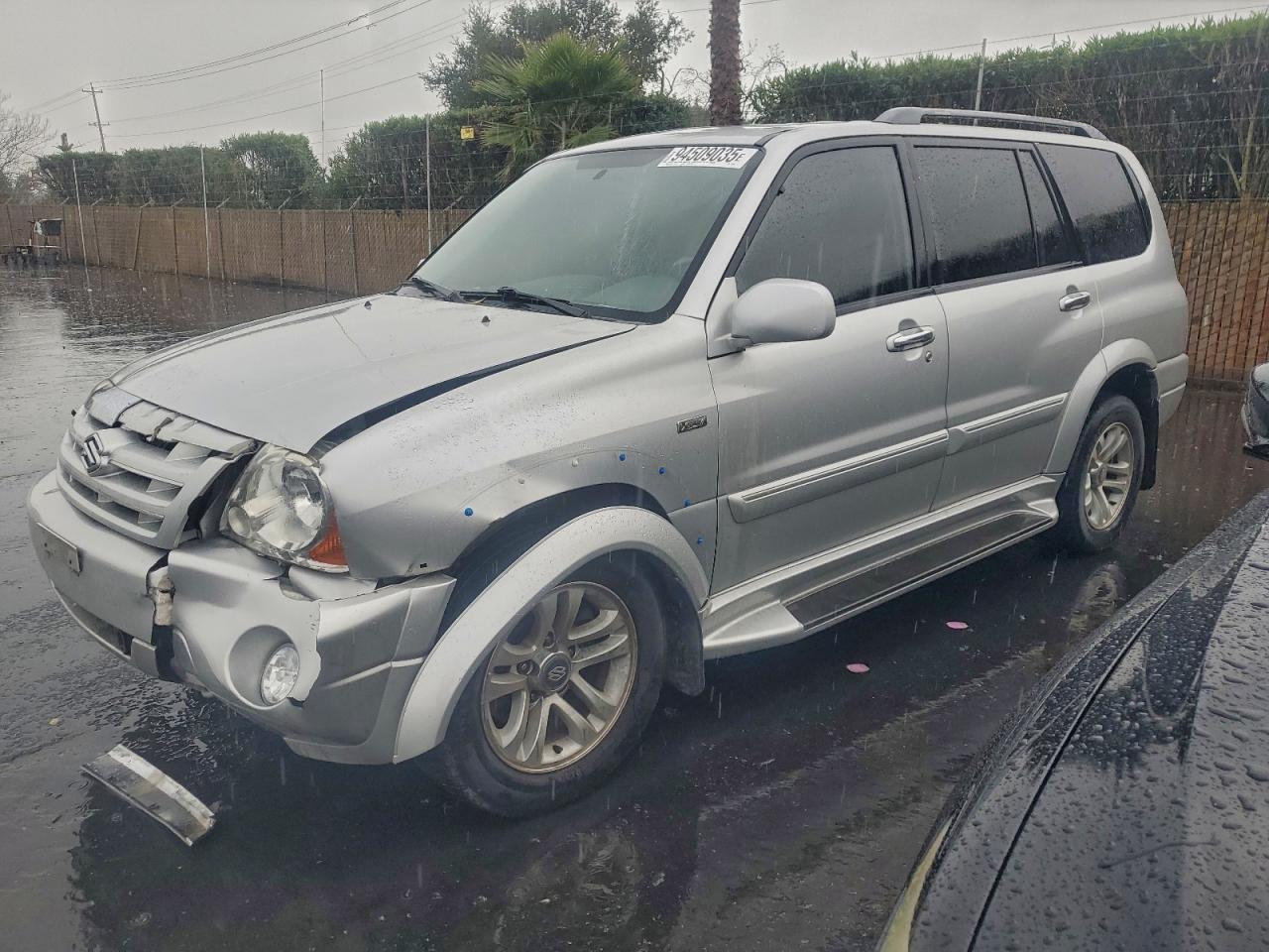 2004 SUZUKI Xl-7
