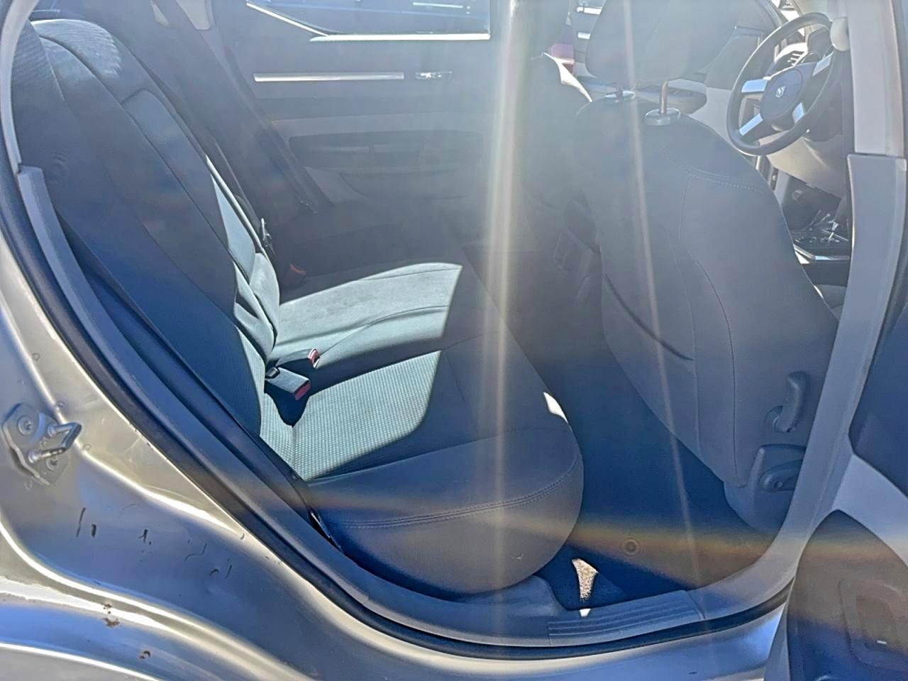 2010 DODGE CHARGER
