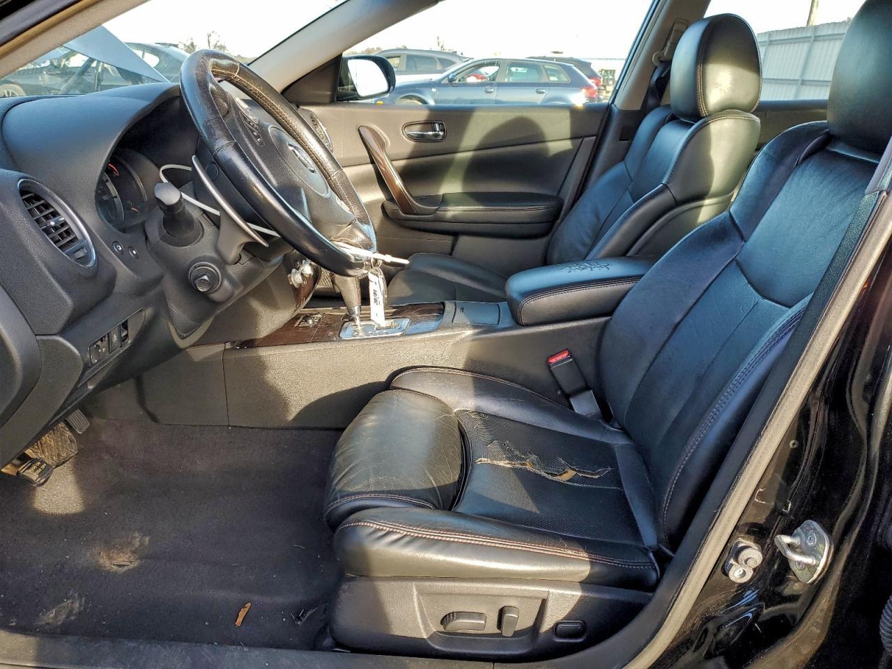 2014 NISSAN Maxima
