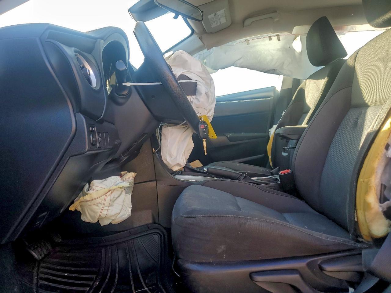 2018 TOYOTA COROLLA