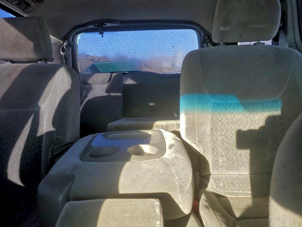 2005 TOYOTA SIENNA
