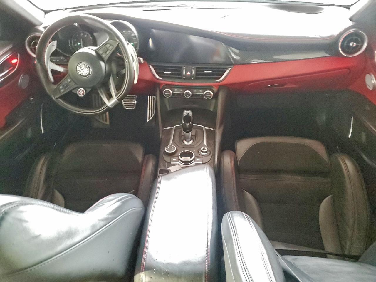 2017 ALFA ROMEO Giulia