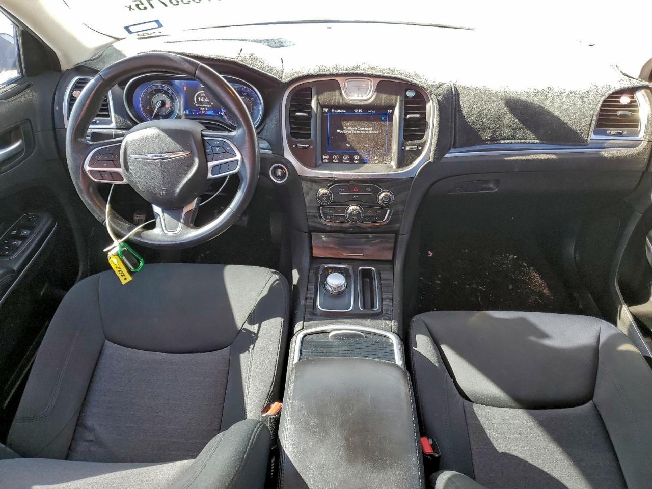 2019 CHRYSLER 300