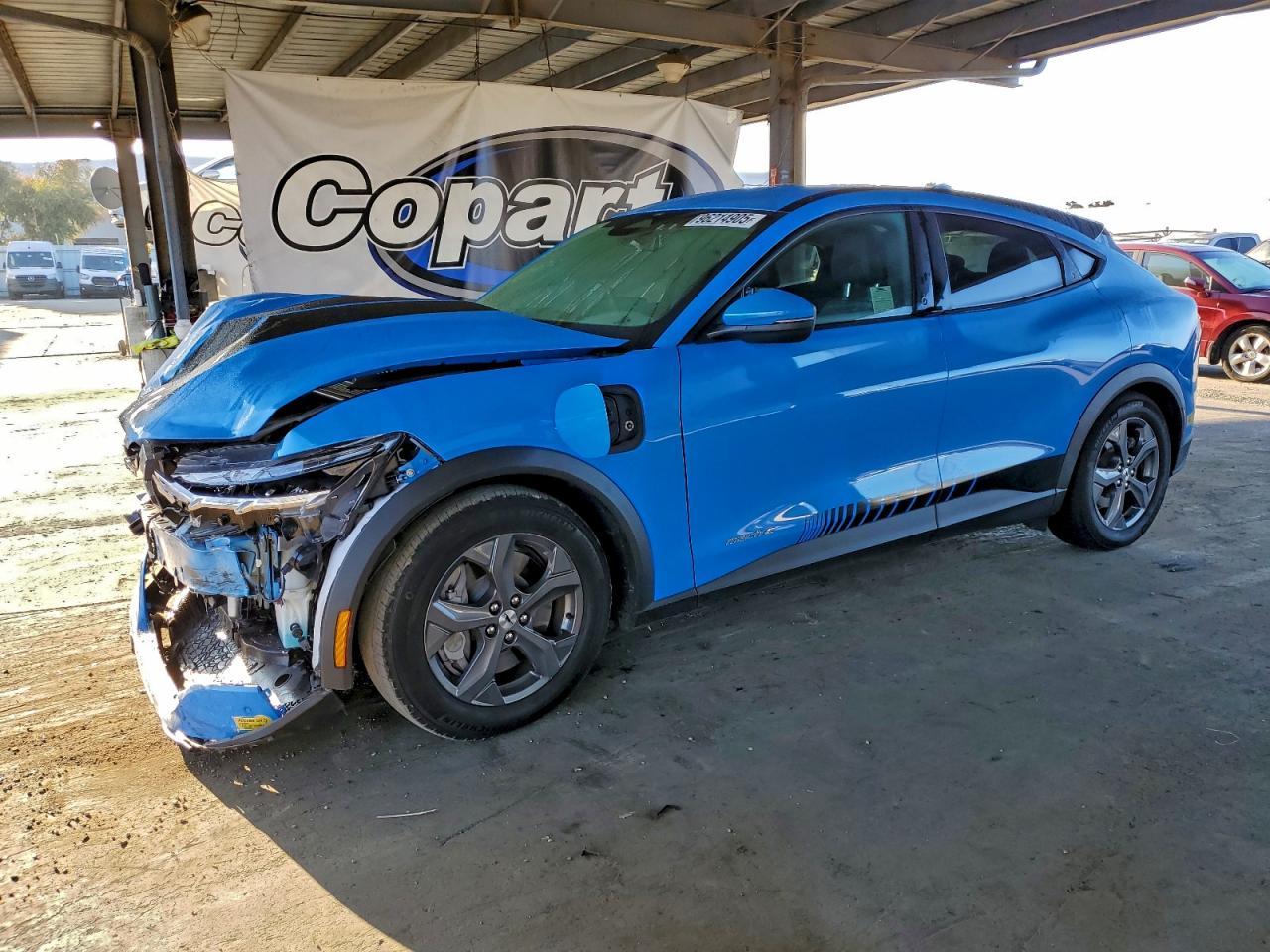 2022 FORD Mustang Mach-E