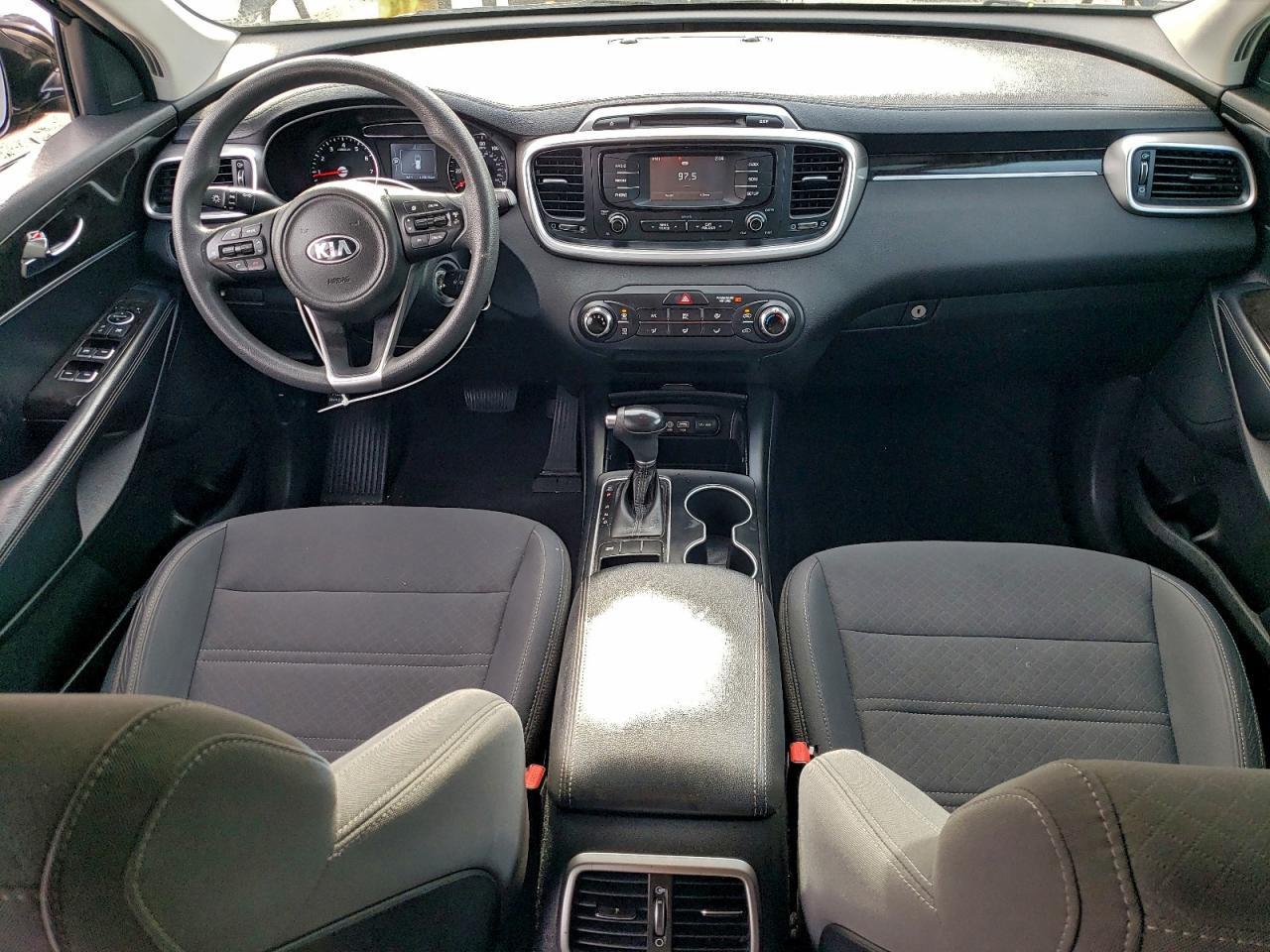 2016 KIA SORENTO