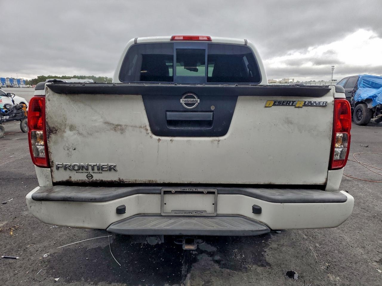 2016 NISSAN Frontier