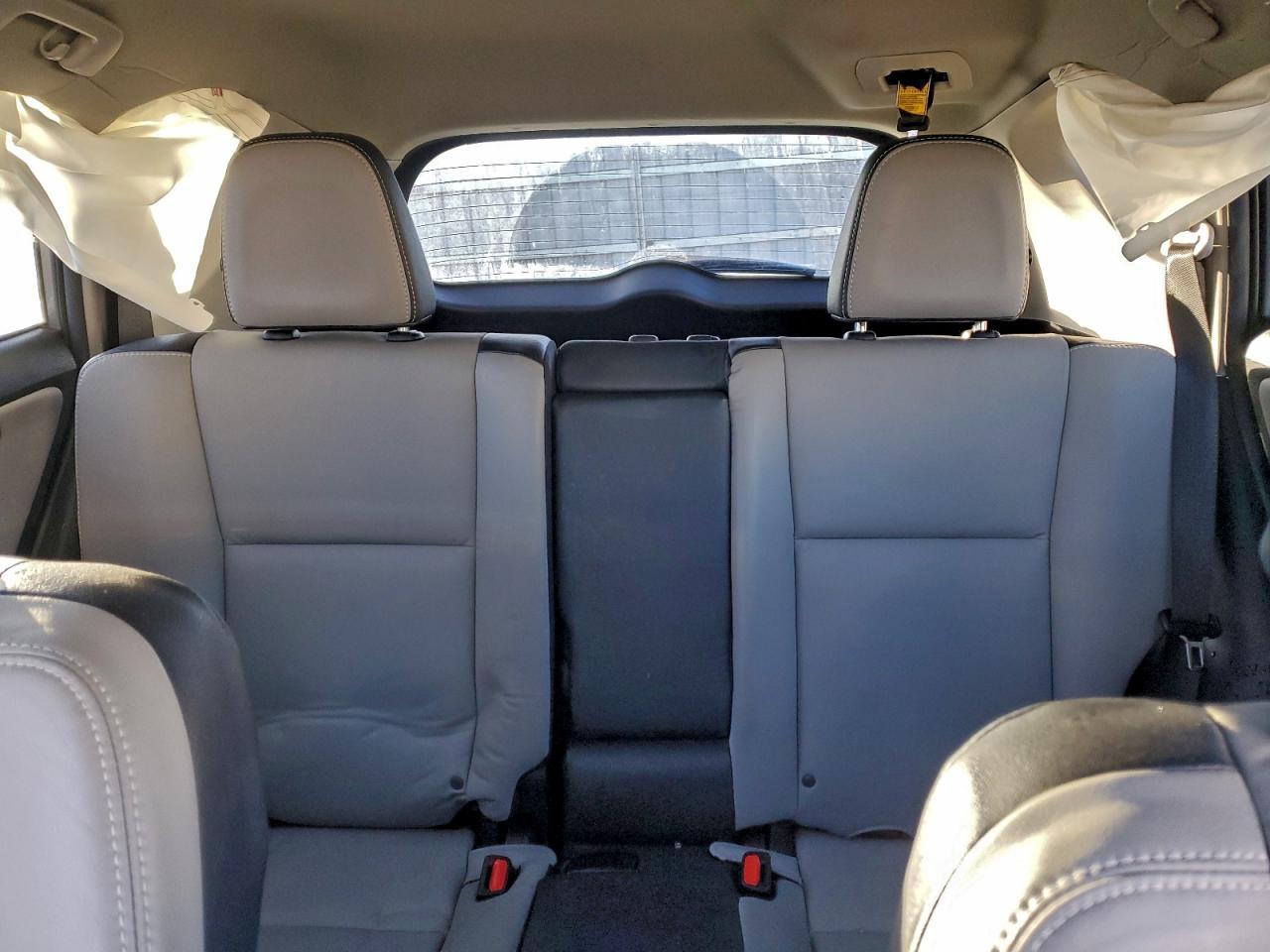 2016 TOYOTA RAV4